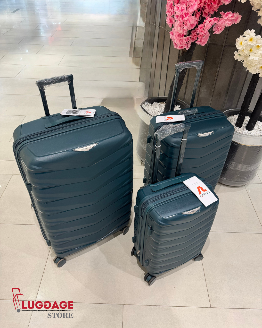 Roncato Luggage – 100% Unbreakable, Expandable, 360° Wheels