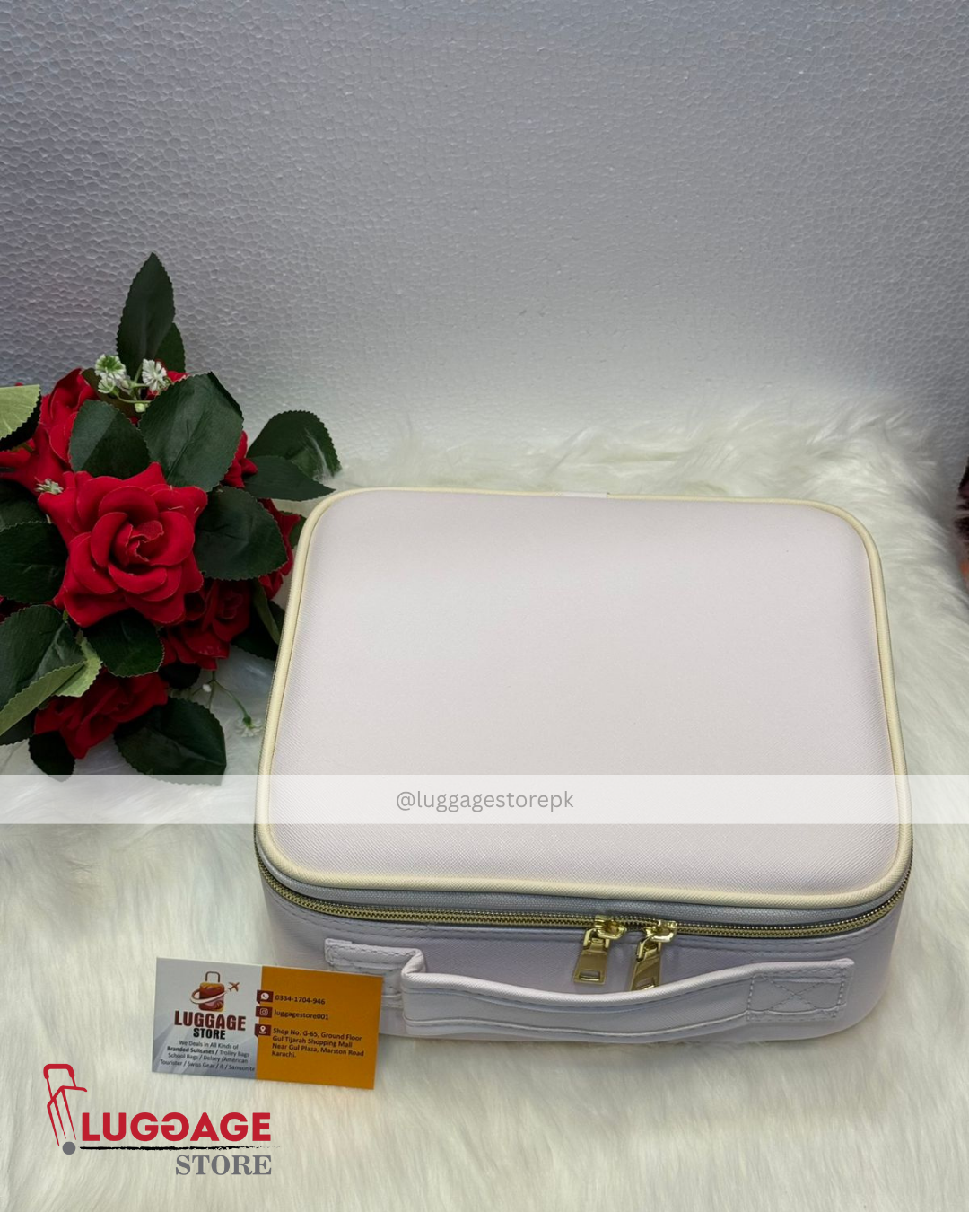 Makeup Bag with Lighted Mirror – Portable Vanity Case with Rechargeable LED Lights