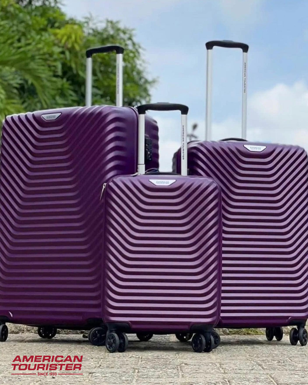 American Tourister Skycove trolley luggage in Oxford Blue – 20 inch, 24 inch, 28 inch sizes available in Pakistan