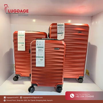 "Swiss polycarbonate hard shell luggage with 360 spinner wheels"